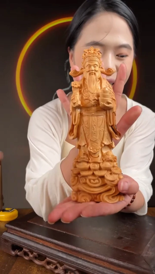 柏木（崖柏）手工摆件,先抢先得! 编号:170