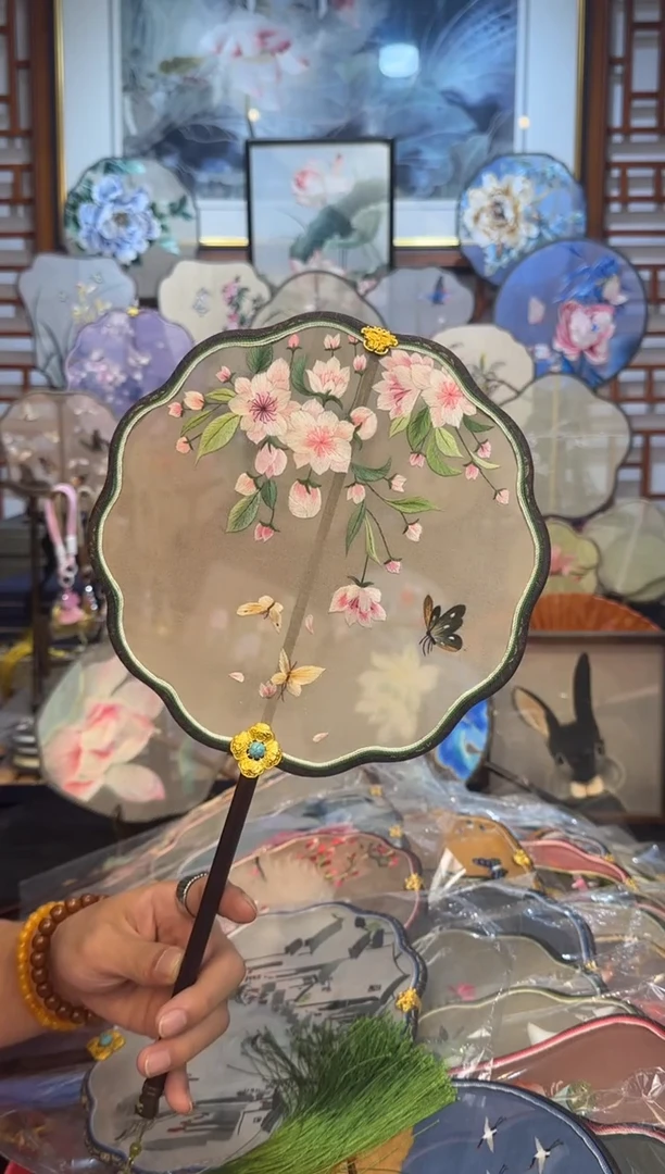扇子纯手工苏绣团扇 买一送一