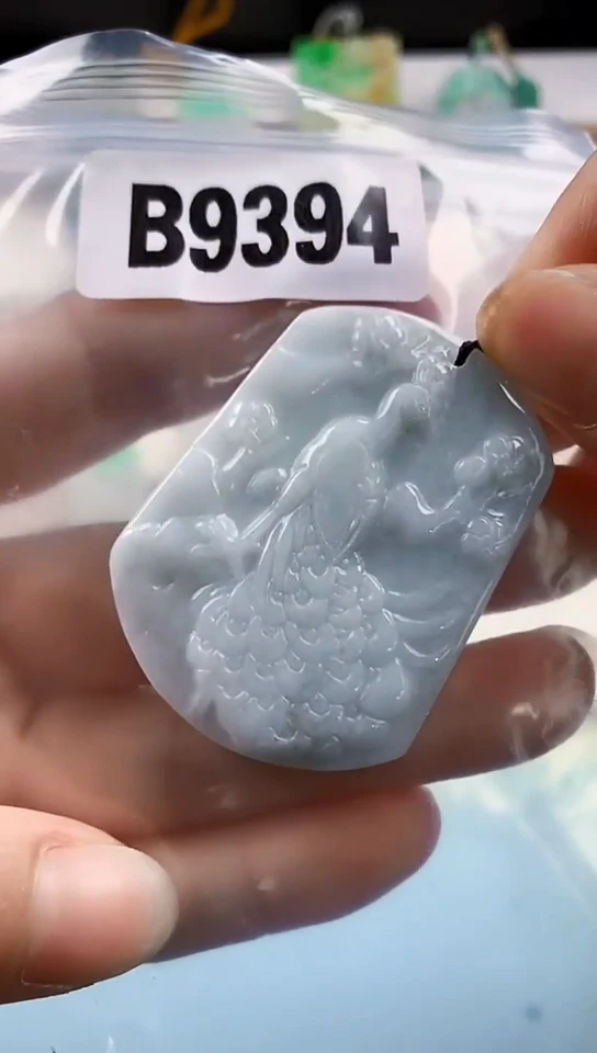 翡翠未镶嵌颈饰天然翡翠吊坠挂件