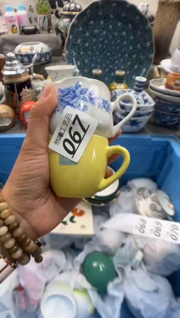 瓷片爱****姨067