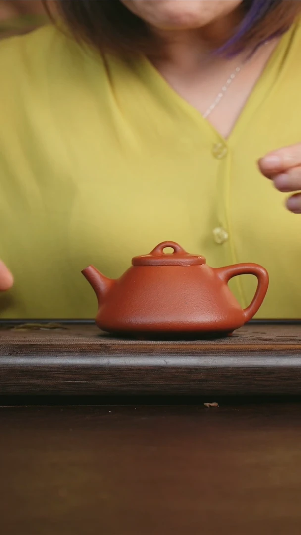 茶壶紫砂艺品紫砂 精选大红泥 子冶石瓢