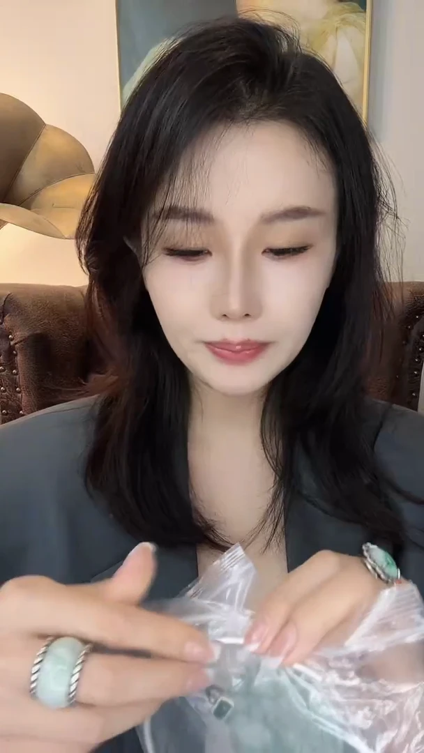 颈饰未镶嵌翡翠A***奇翡翠E020