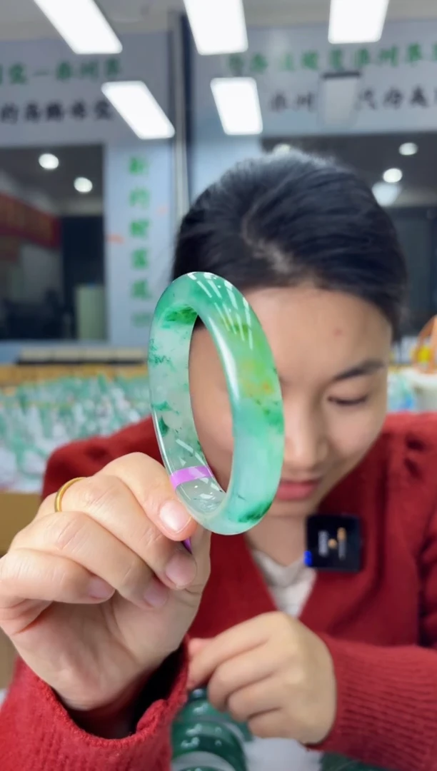 【闪购商品】石英质玉手镯未镶嵌87