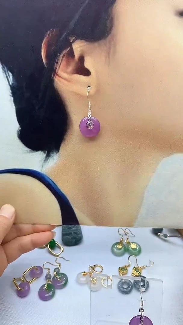 石英质玉（非洲翠）银S925镶嵌耳饰300