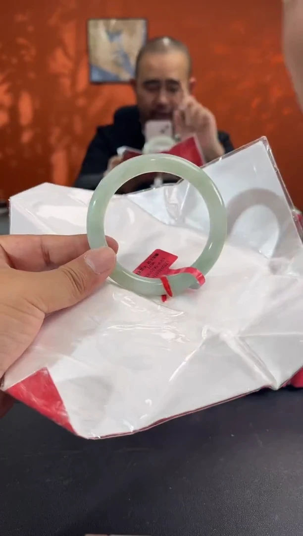 未镶嵌手镯翡翠1        圈口60-61