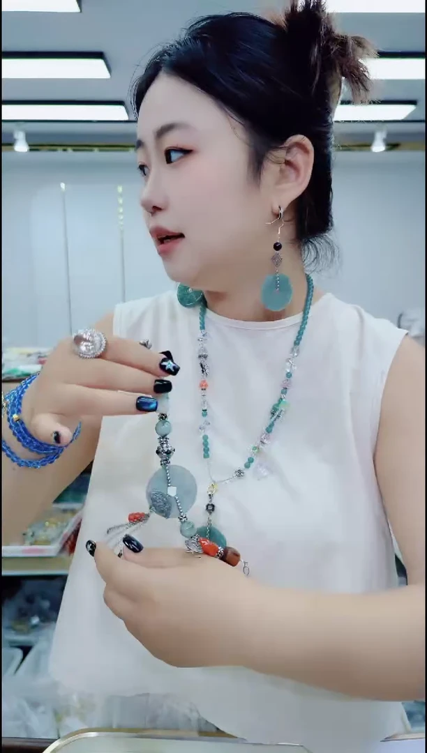 翡翠未镶嵌颈饰0527手串