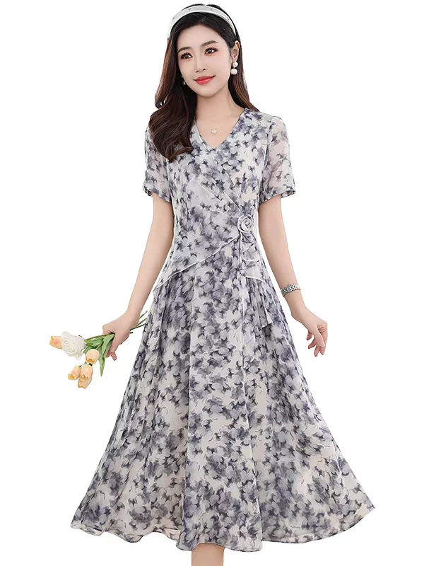 夏季新款V领碎花连衣裙气质减龄收腰显瘦时尚短袖裙子5846