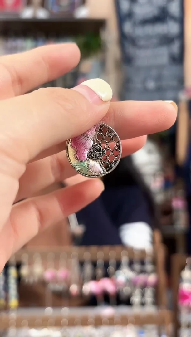 织绣民族风非遗老绣饰品610*