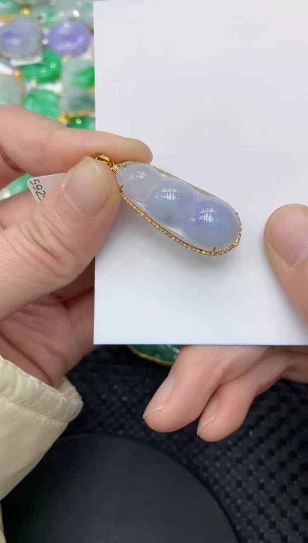 【闪购商品】翡翠颈饰18K金镶嵌111111111111