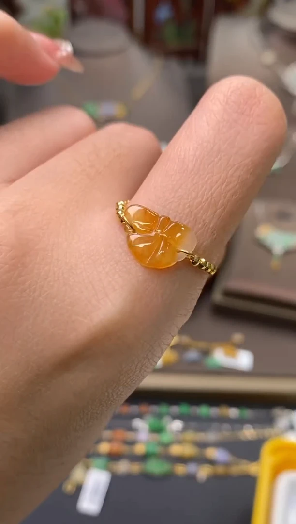 【闪购商品】翡翠颈饰18K金镶嵌净货11014