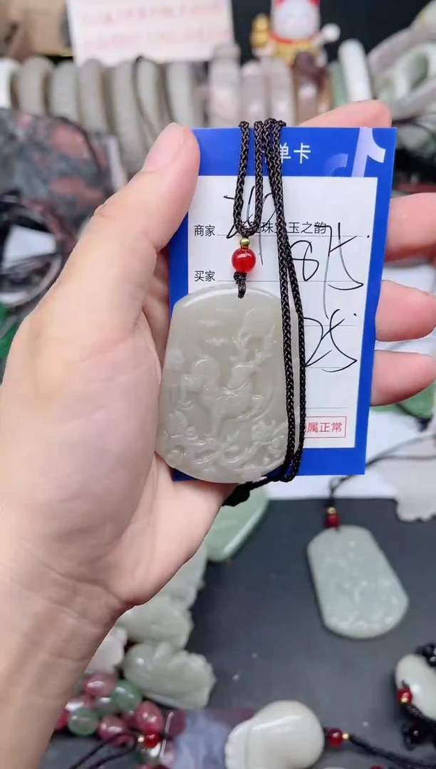 未镶嵌手镯石英质玉875