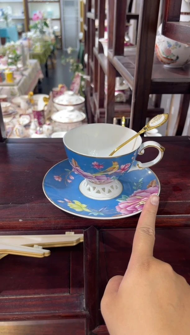 36%以上骨粉骨瓷杯碟