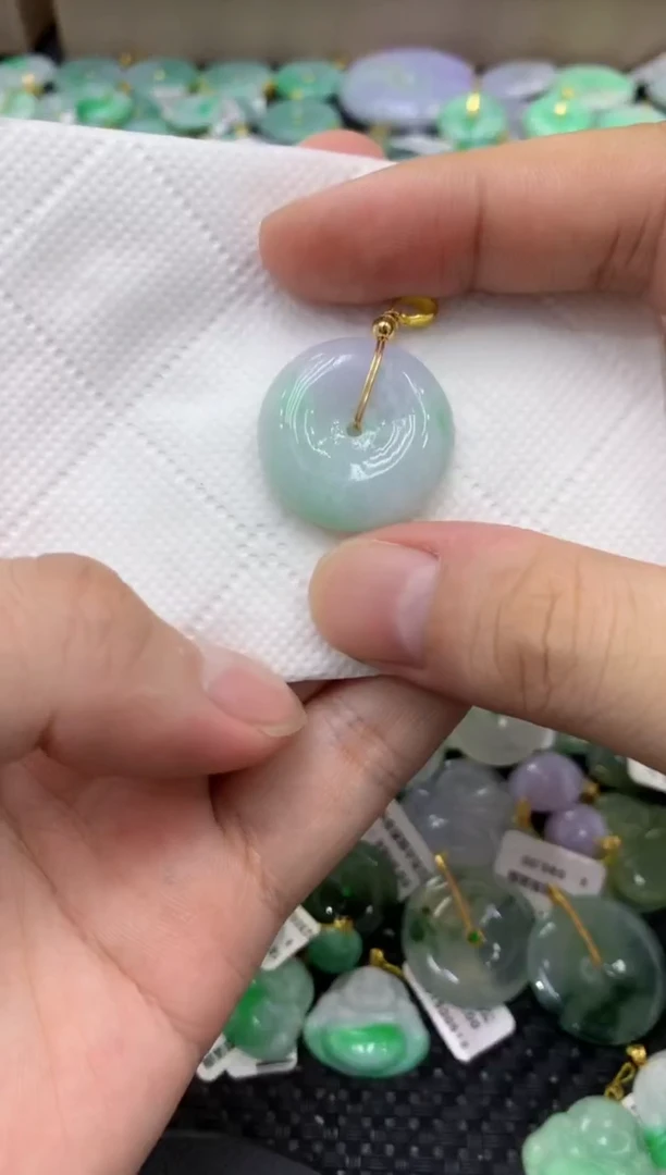 颈饰未镶嵌翡翠天然缅甸翡翠A货