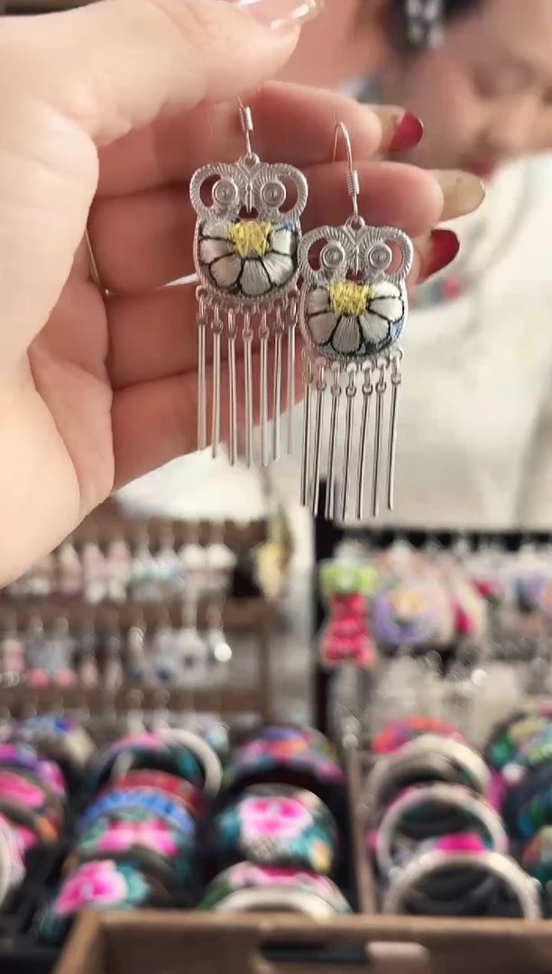 织绣艺枝独绣手工饰品2