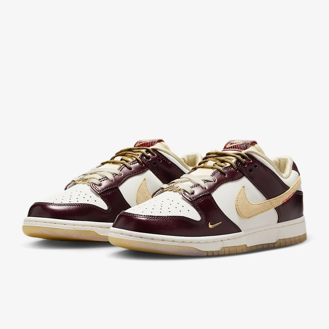 NIKE/ Dunk Low LX 舒适 耐穿 运动鞋 成人 白红 HV5991-171