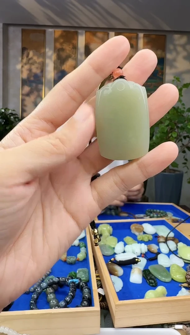 未镶嵌和田玉挂件拍一发一