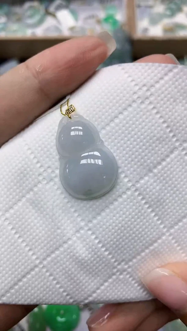 颈饰18K金镶嵌翡翠11111111111