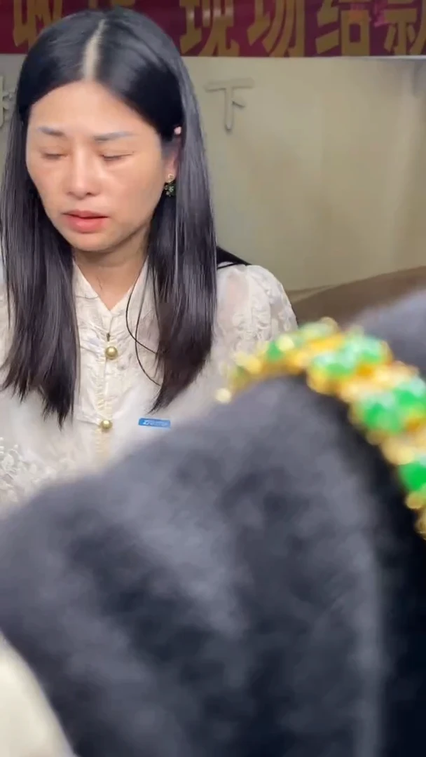 未镶嵌定制翡翠达**?********6