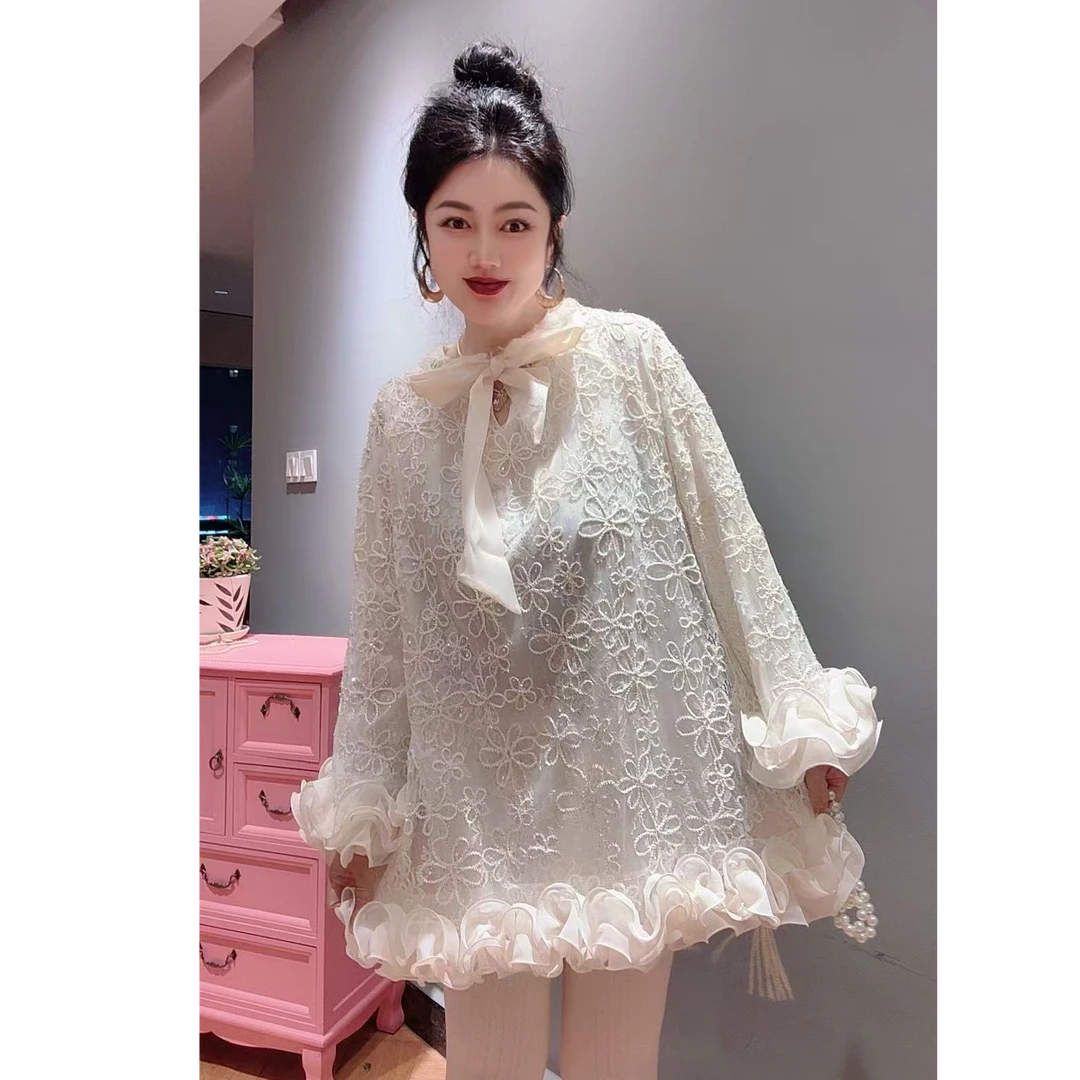 臭朵朵家  早春新款小众设计高品质蕾丝拼接洋气上衣