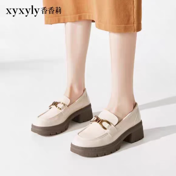 香香莉22985新款百搭圆头厚底舒适乐福鞋方跟潮品女单鞋秋