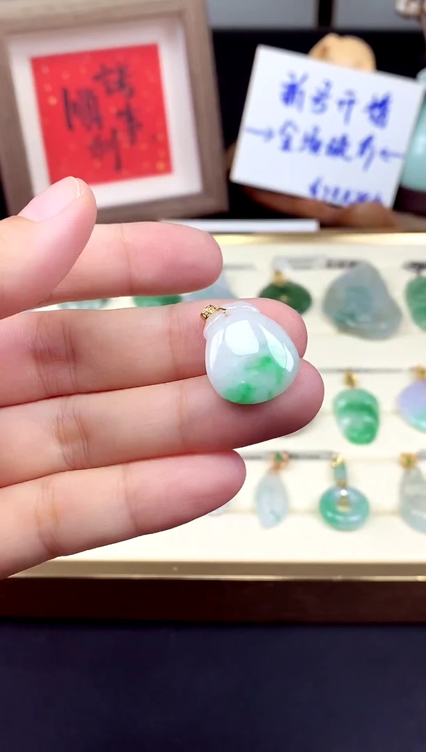 吊坠(不含链)18K金镶嵌翡翠钱袋@@CMT