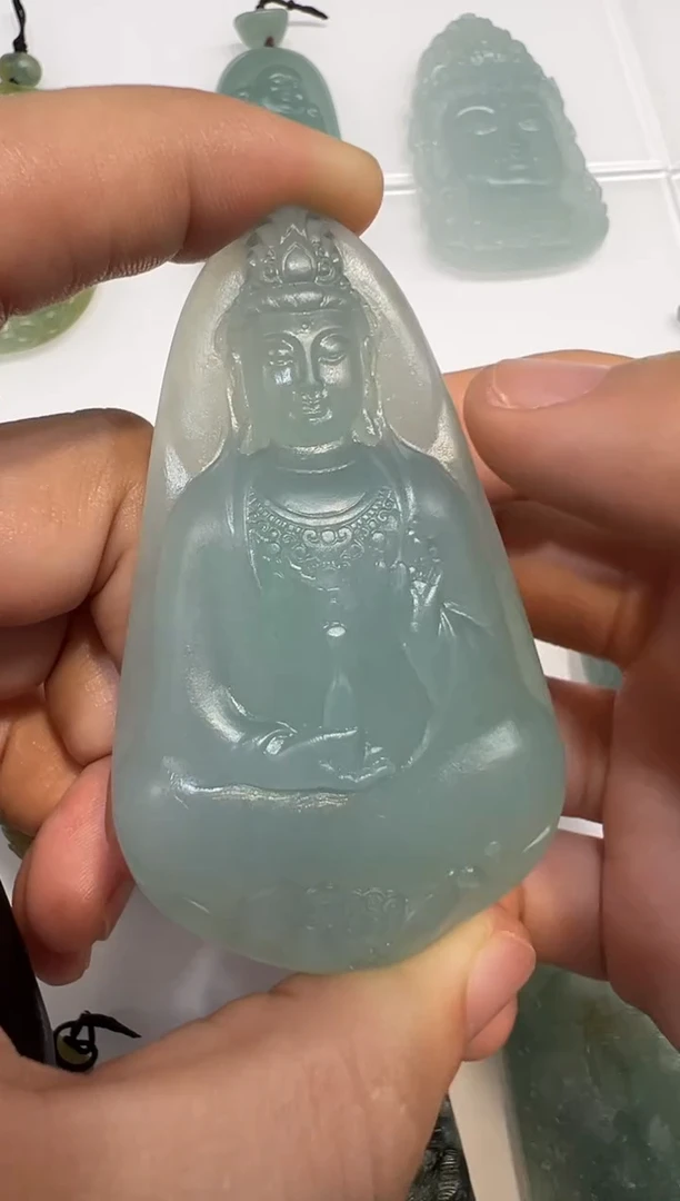 未镶嵌定制翡翠素衣