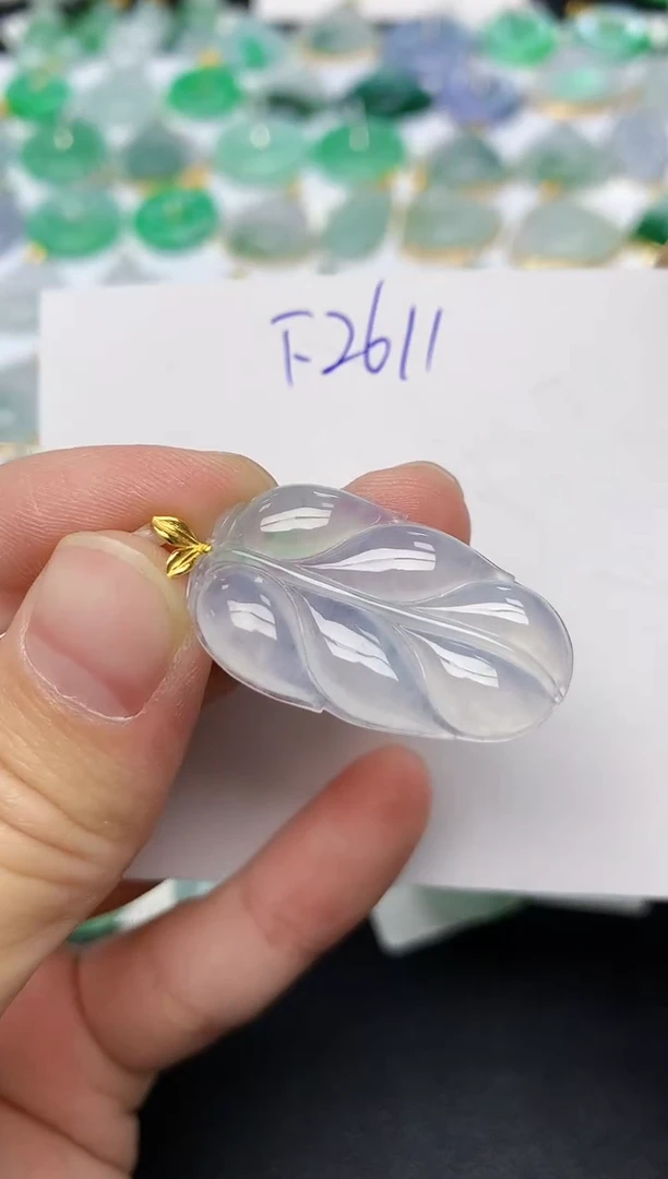 颈饰18K金镶嵌翡翠天然缅甸A货翡翠百元以上9元证书费自理