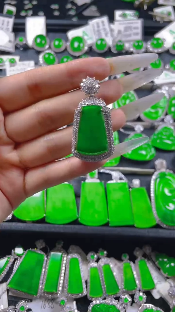 颈饰银S925镶嵌翡翠11