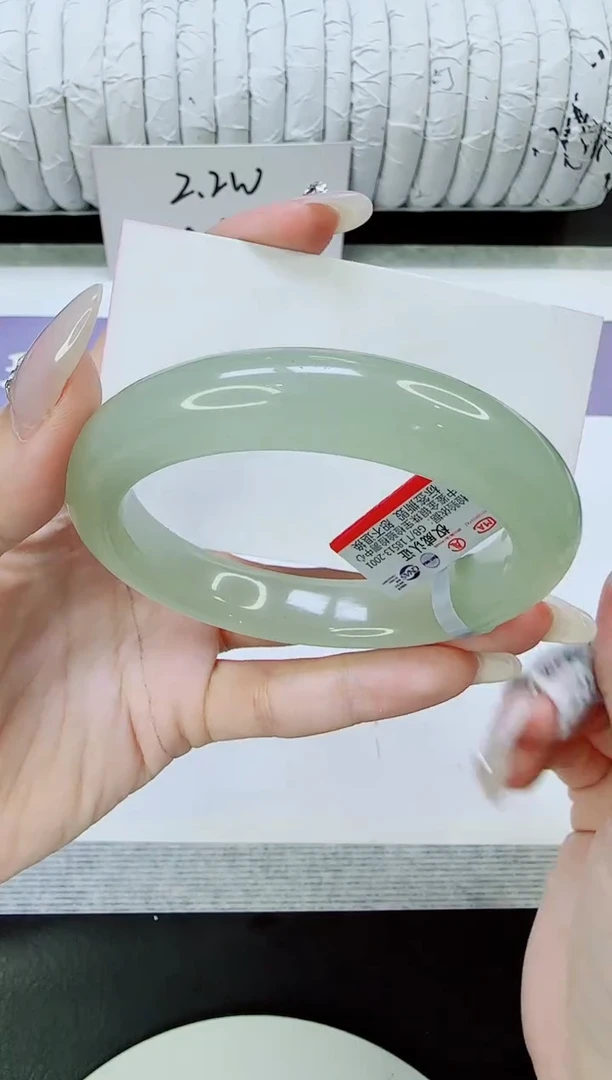 未镶嵌手镯石英质玉142/55