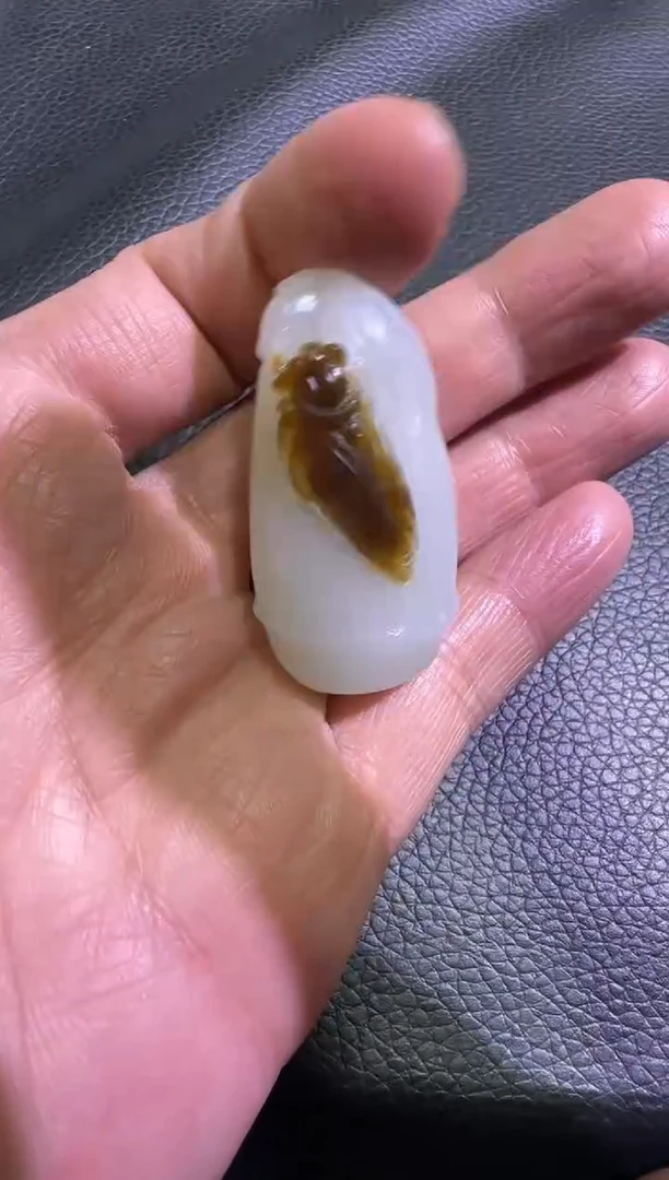 吊坠(赠链)未镶嵌和田玉金山糖白竹节挂件（产地直发）