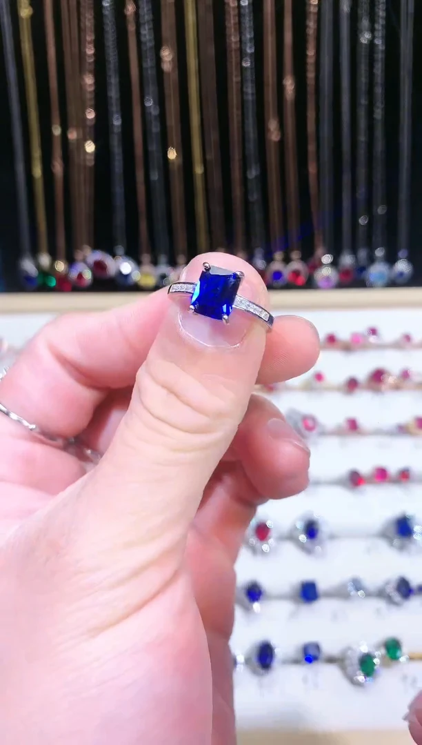 【闪购商品】蓝宝石戒指银S925镶嵌111