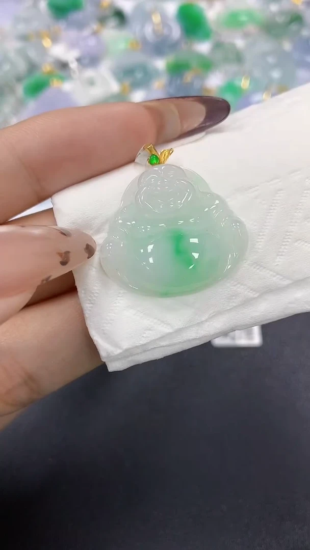 颈饰18K金镶嵌翡翠a货假一赔三支持复检百元上9元证书费自理