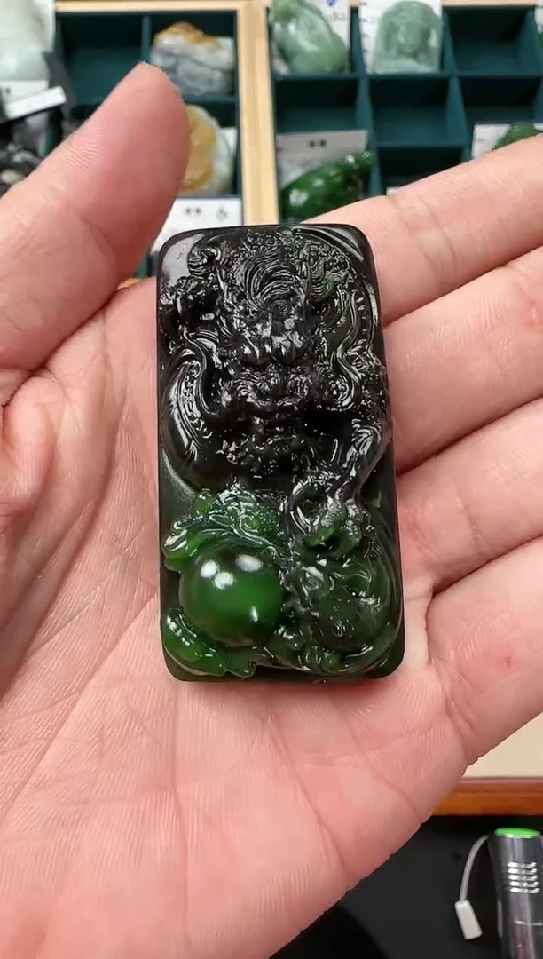 【闪购商品】和田玉吊坠未镶嵌碧玉龙h334