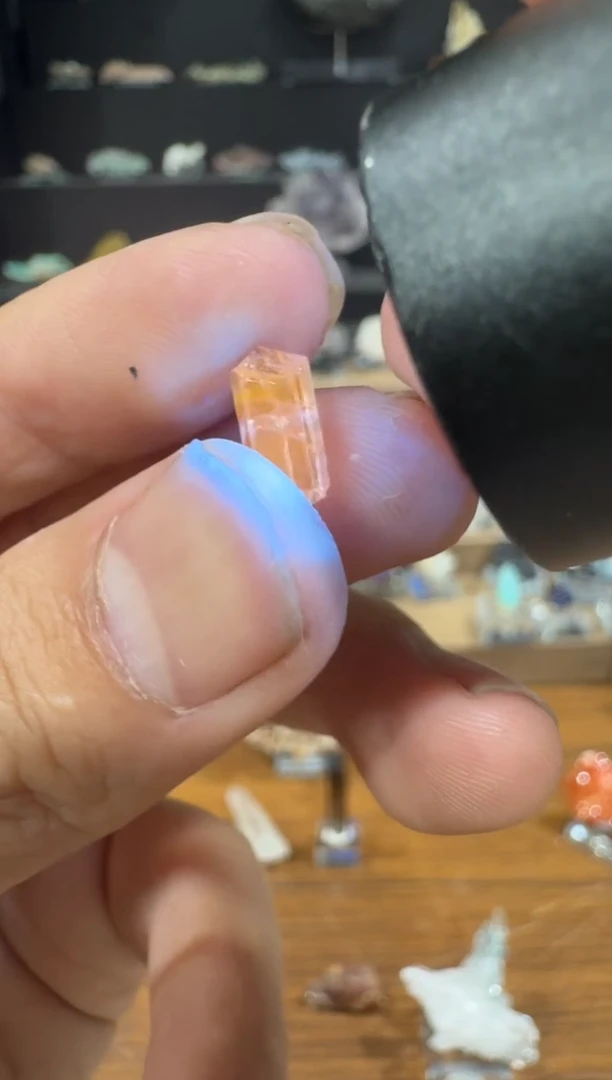 月下珠宝严选矿物