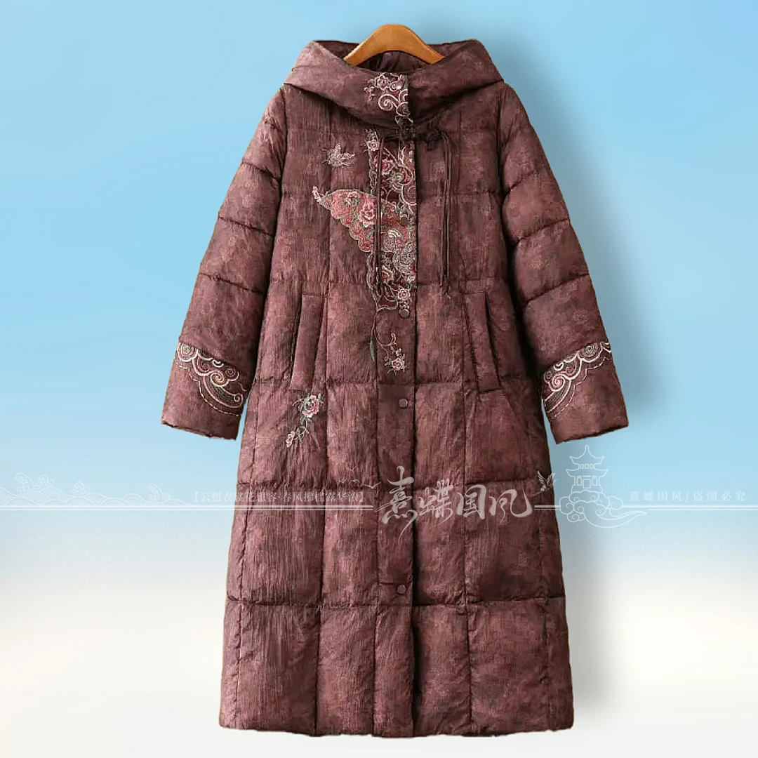 楚馨新中式盘扣重工刺绣羽绒服女长款连帽国风高端外套女装白鸭绒