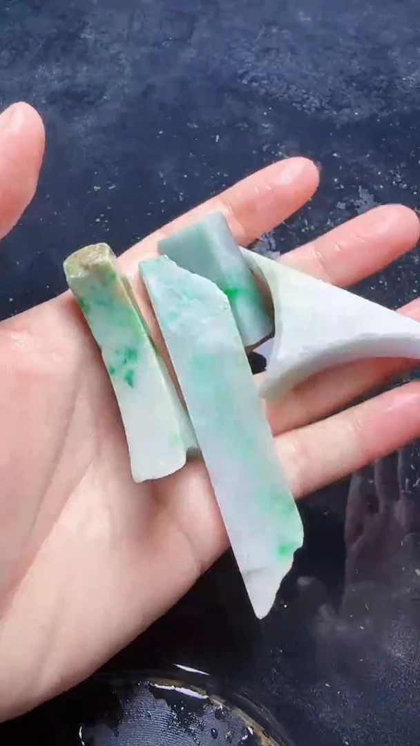未镶嵌挂件翡翠151