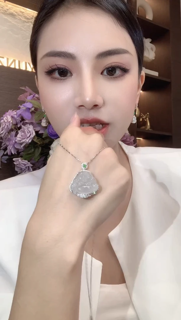 吊坠(不含链)18K金镶嵌翡翠A55