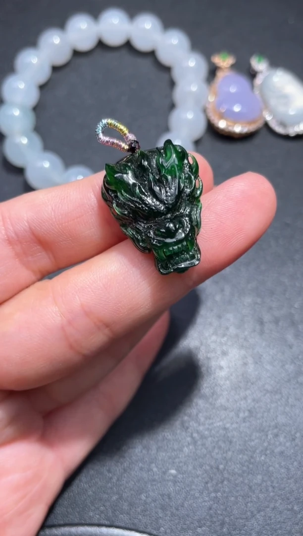 颈饰未镶嵌翡翠27