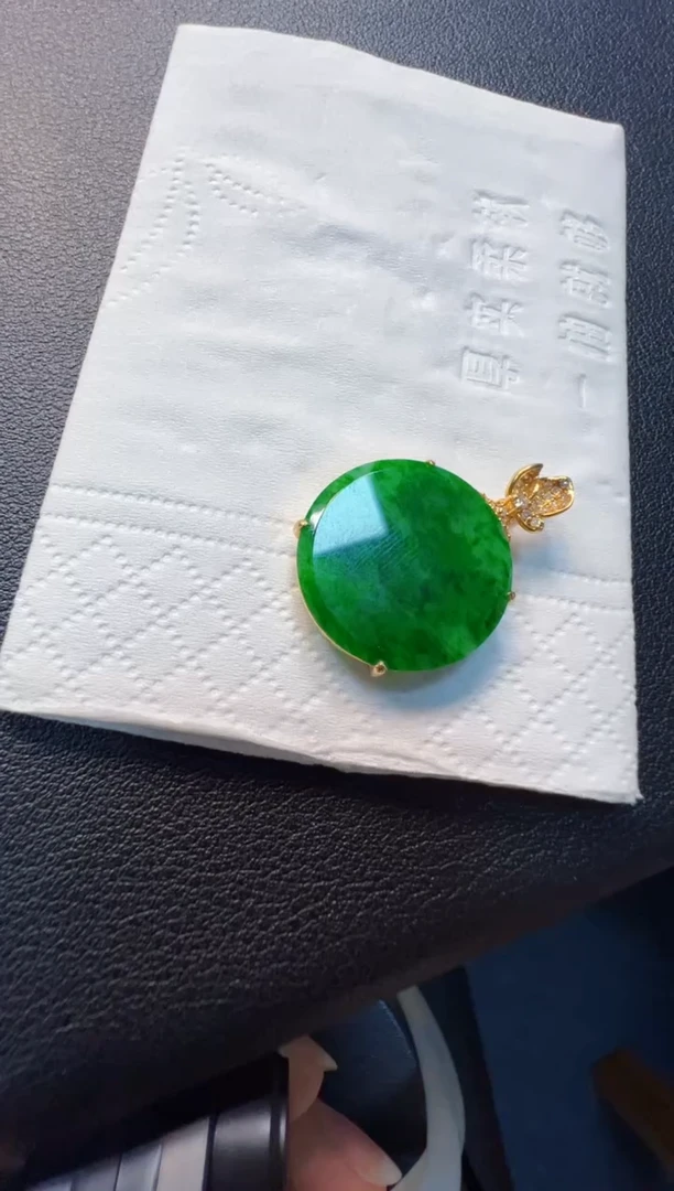 翡翠18K金镶嵌吊坠(不含链)5880