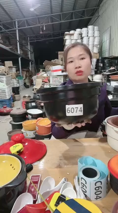 【闪购商品】明显瑕疵黑锅不带盖6074