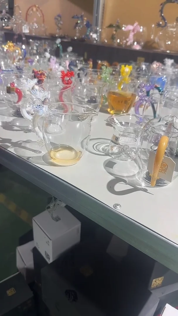 晶焱白龙公杯金标+银嘴+杯垫