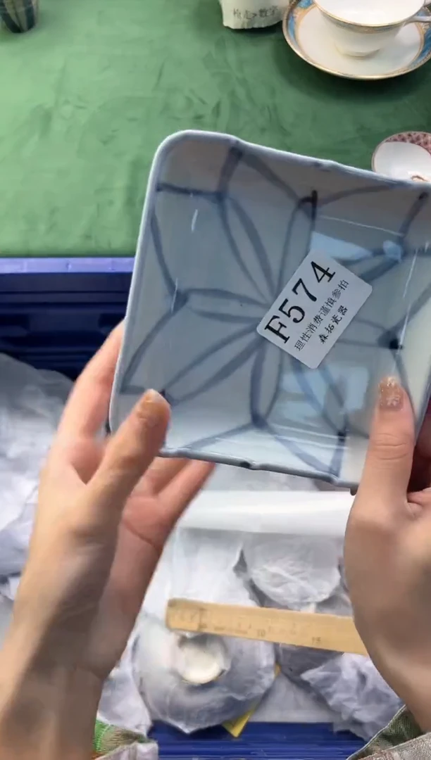 【闪购商品】瓷片          F574