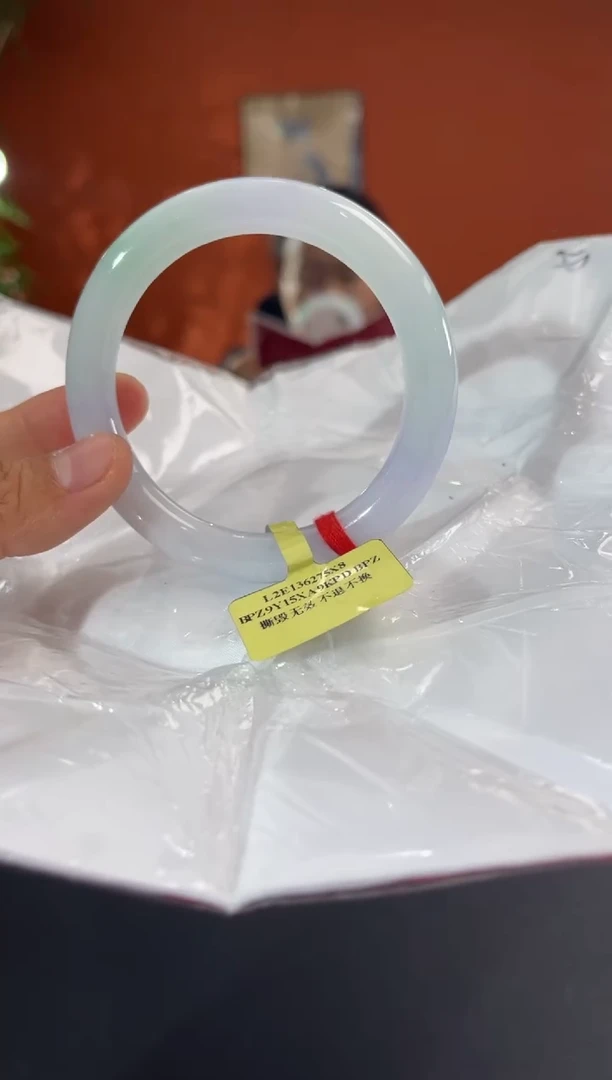 未镶嵌手镯翡翠翡翠手镯 57