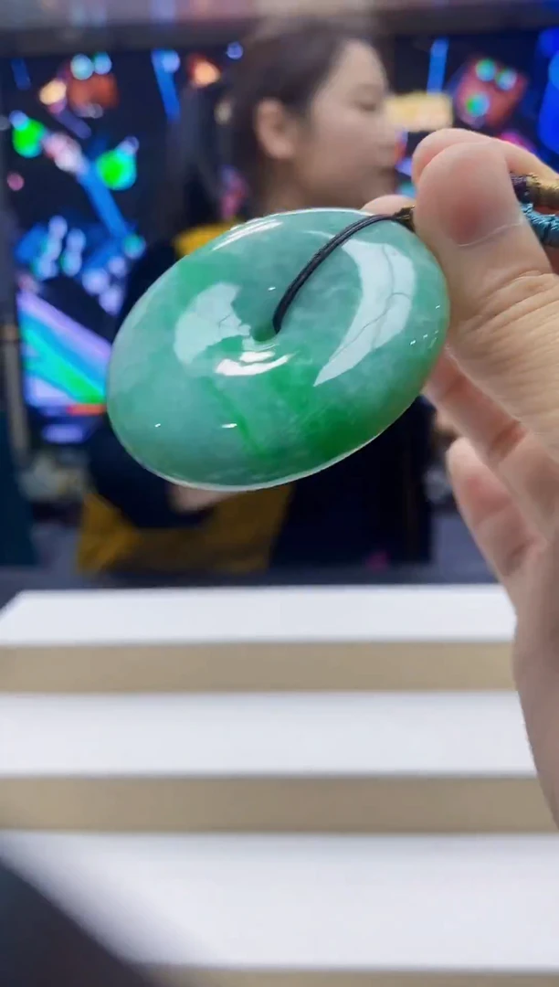 未镶嵌定制翡翠-毛货挂件35