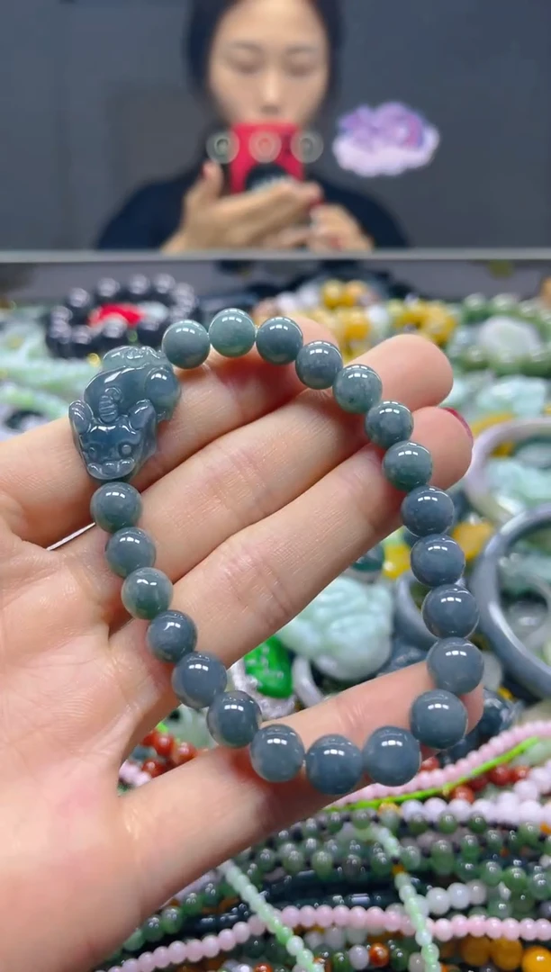 颈饰未镶嵌翡翠8MM/C/翡翠A货，一件也是批发价