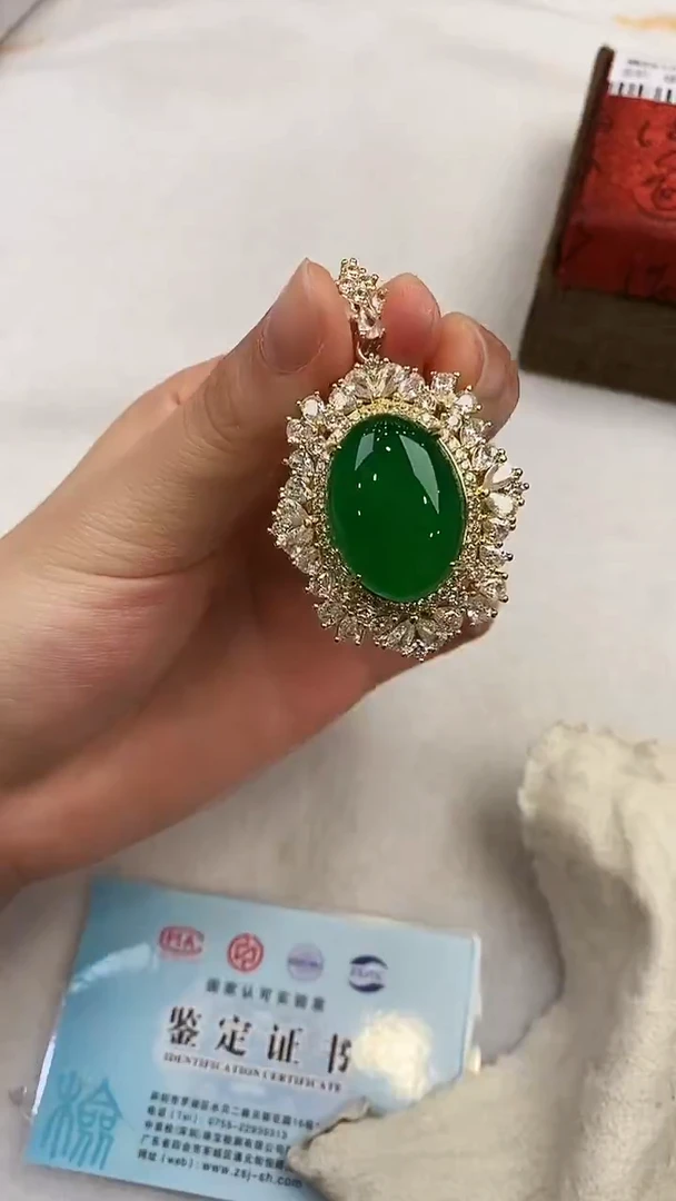 合金颈饰玛瑙/玉髓天然精美吊坠多样性发