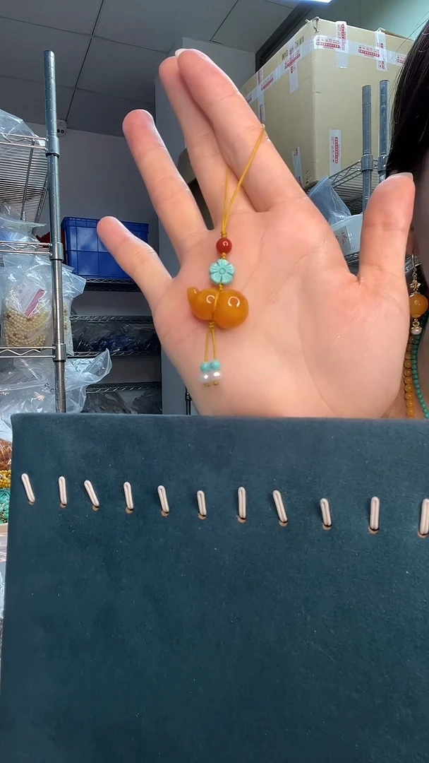 未镶嵌琥珀裸石A1278天然蜜蜡