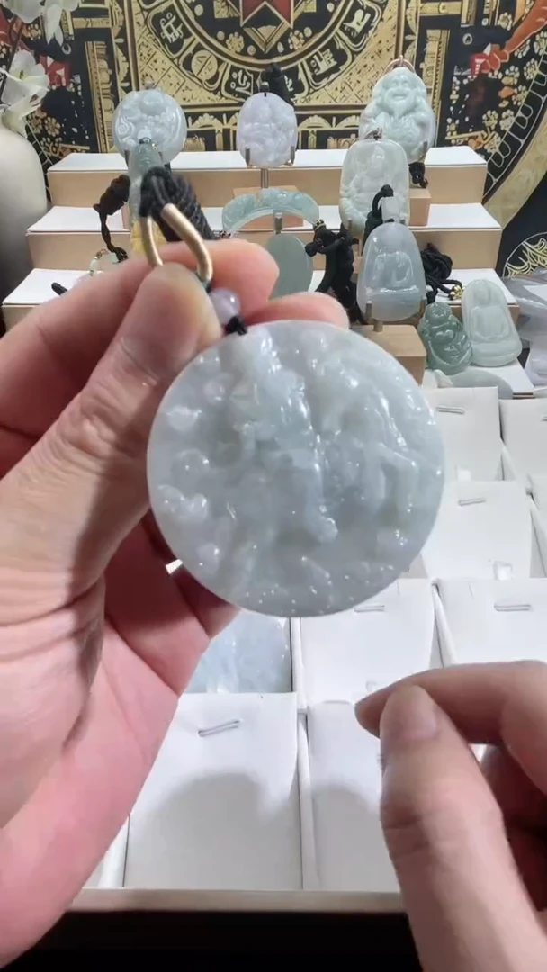 吊坠(赠链)未镶嵌翡翠10/13/      110