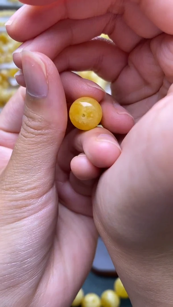 未镶嵌琥珀裸石蜜蜡.3