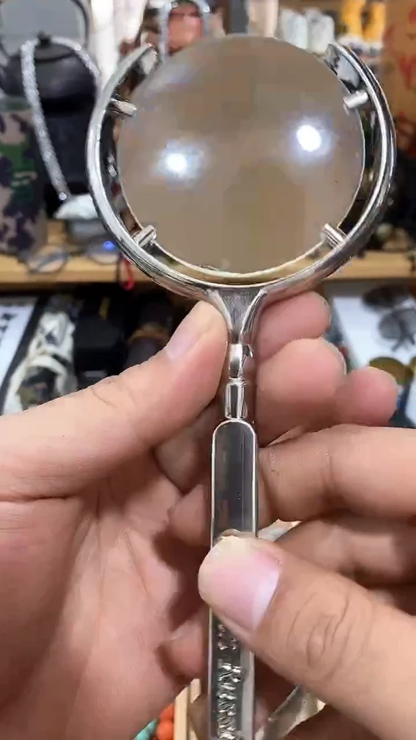 瓷片闪购商品  如图所示